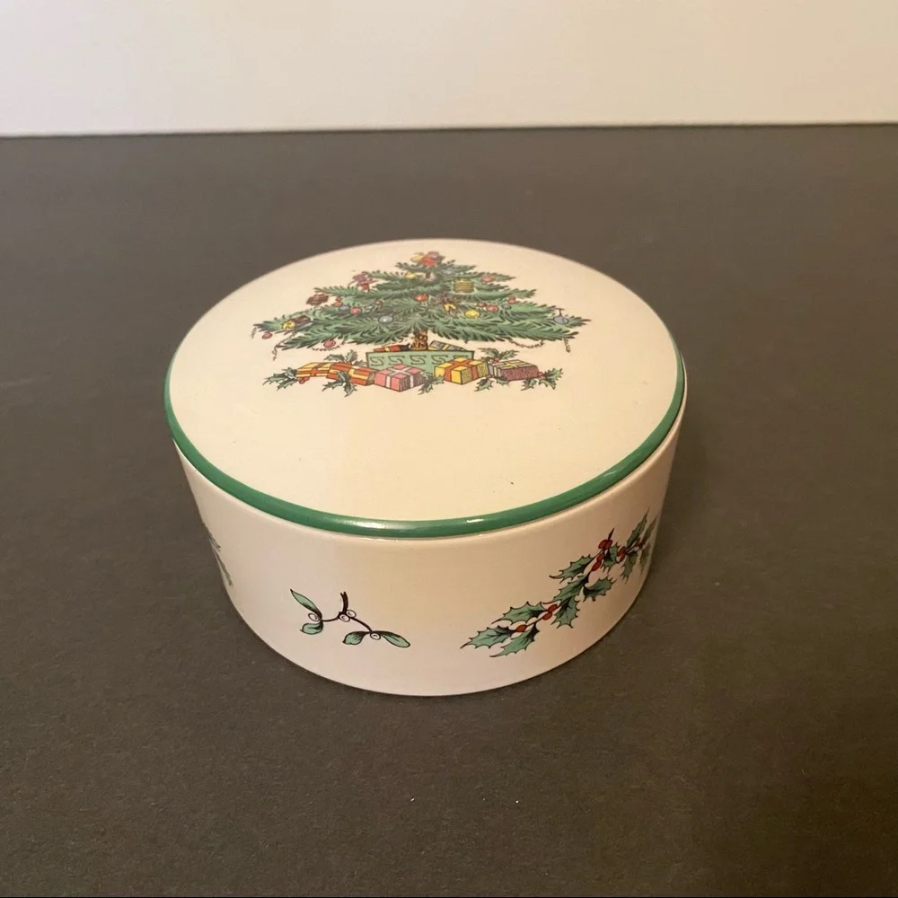 SPODE TRINKET BOX CHRISTMAS TREE DECOR WHITE ROUND 4” 2 PIECE PORCELAIN HOLIDAY